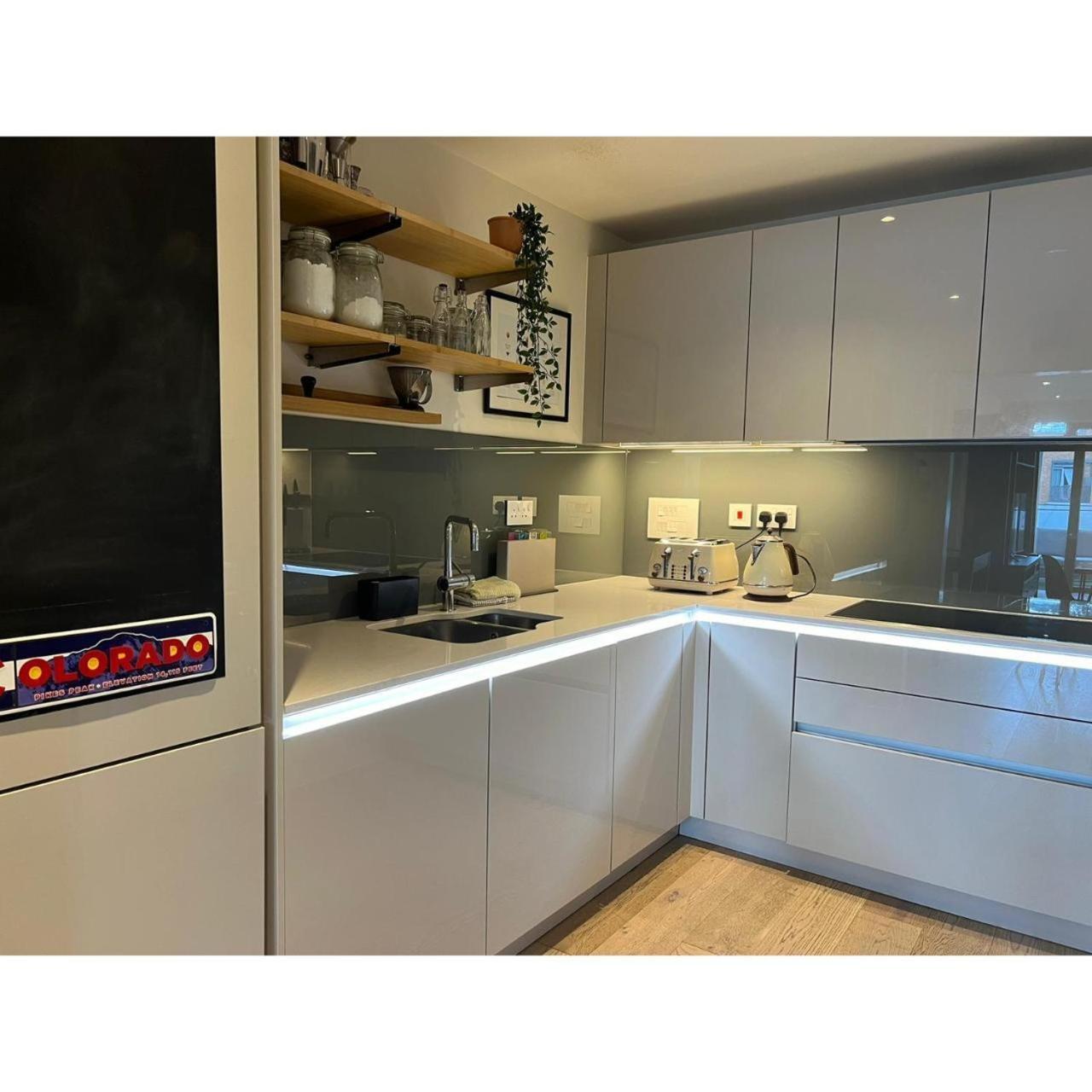 F9-Fantastic 2 Bedroom Flat In Nw3! London Bagian luar foto